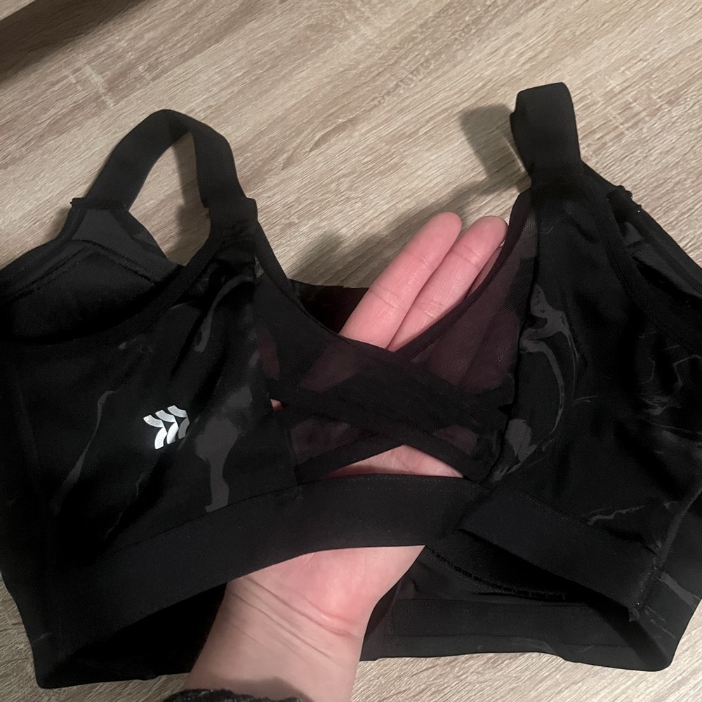 Zip front sports bra 34DD - Picture 2 of 2